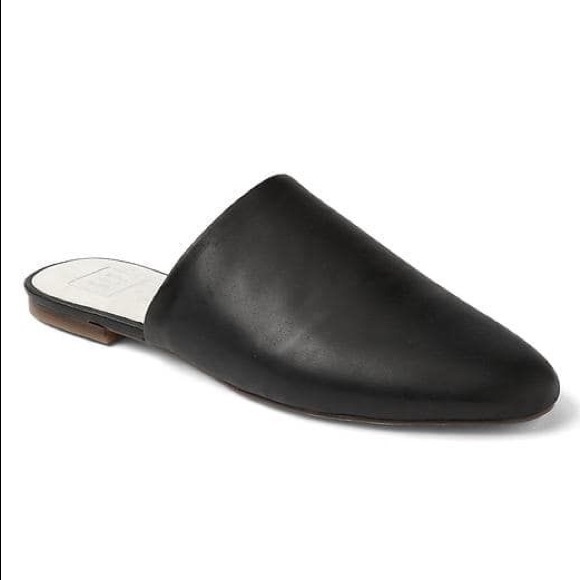 gap black mules